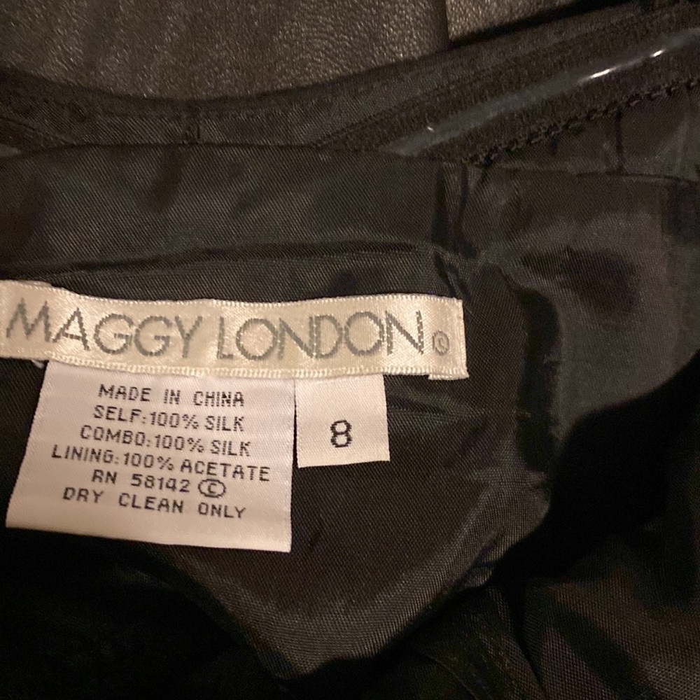 Maggy London Silk Over Satin Halter Dress Size 8 - Picture 9 of 10